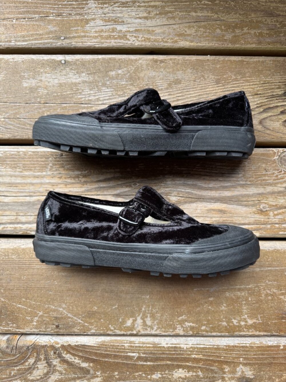 Vans Black Crushed Velvet Style 93 Mary Janes in Women's 10.5 - Picture 4 of 12